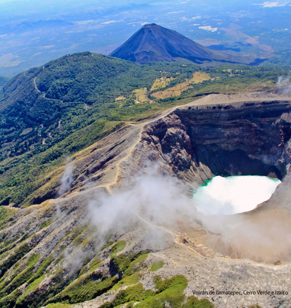 Volcan de Santa Ana | ¡El volcán activo más alto de El Salvador!